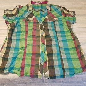 NWOT button up top